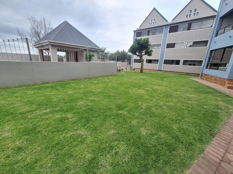 3 Bedroom Property for Sale in Hartenbos Central Western Cape